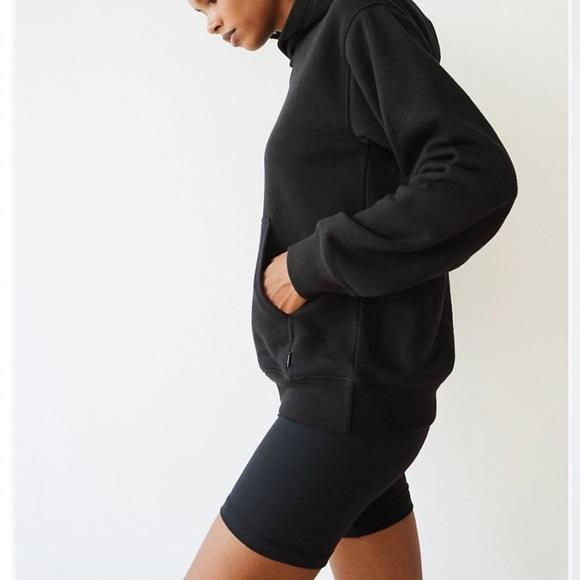 Aritzia TNA The Perfect Hoodie Bleach Tie Dye - Picture 2 of 15